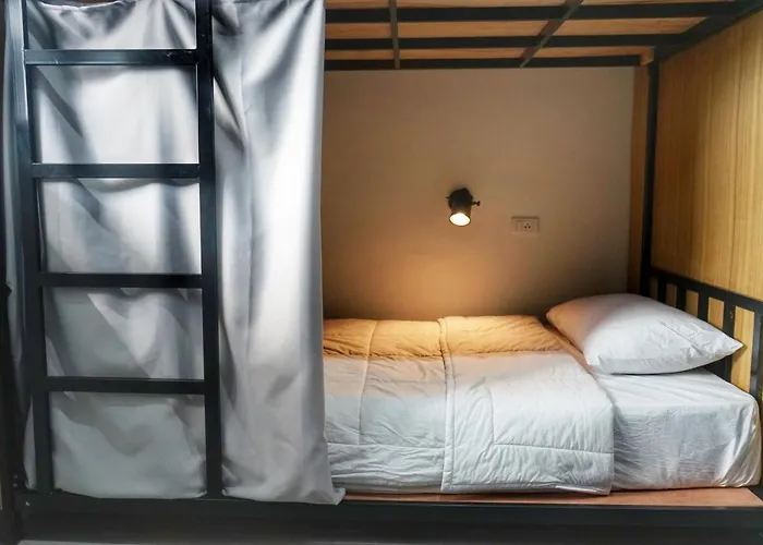 Cha Cha Cha Hostel Pattaya